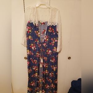 Long floral and lace tunic